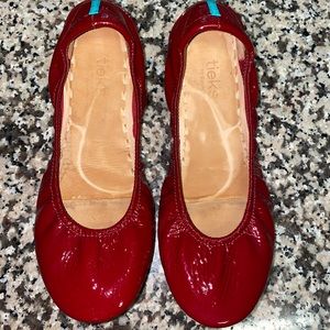 Red Tieks Size 9